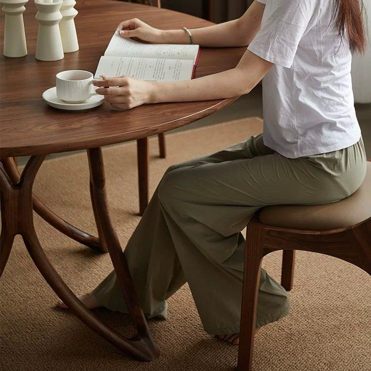 NORA Modern Round Solid Wood Dining Table