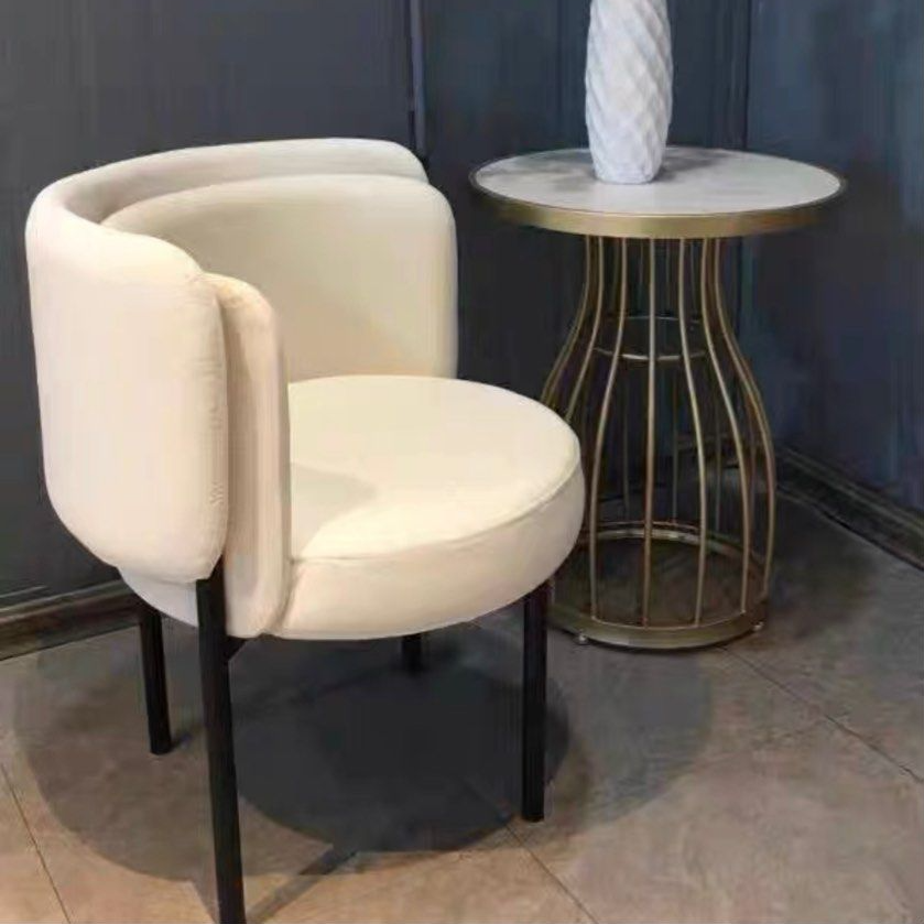 REEVES Luxurious Dining Chair
