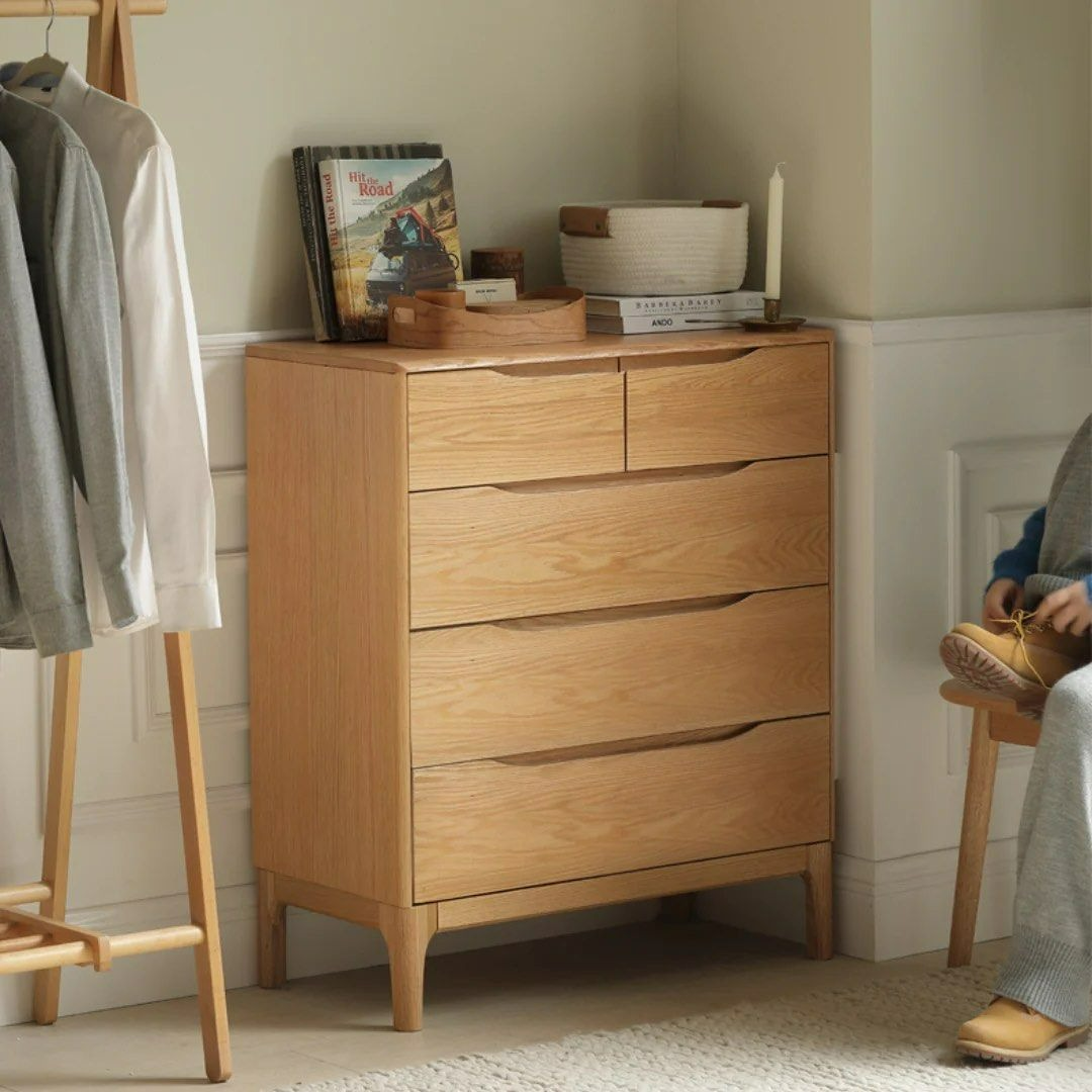DIOMEDES 5 Drawer Chest