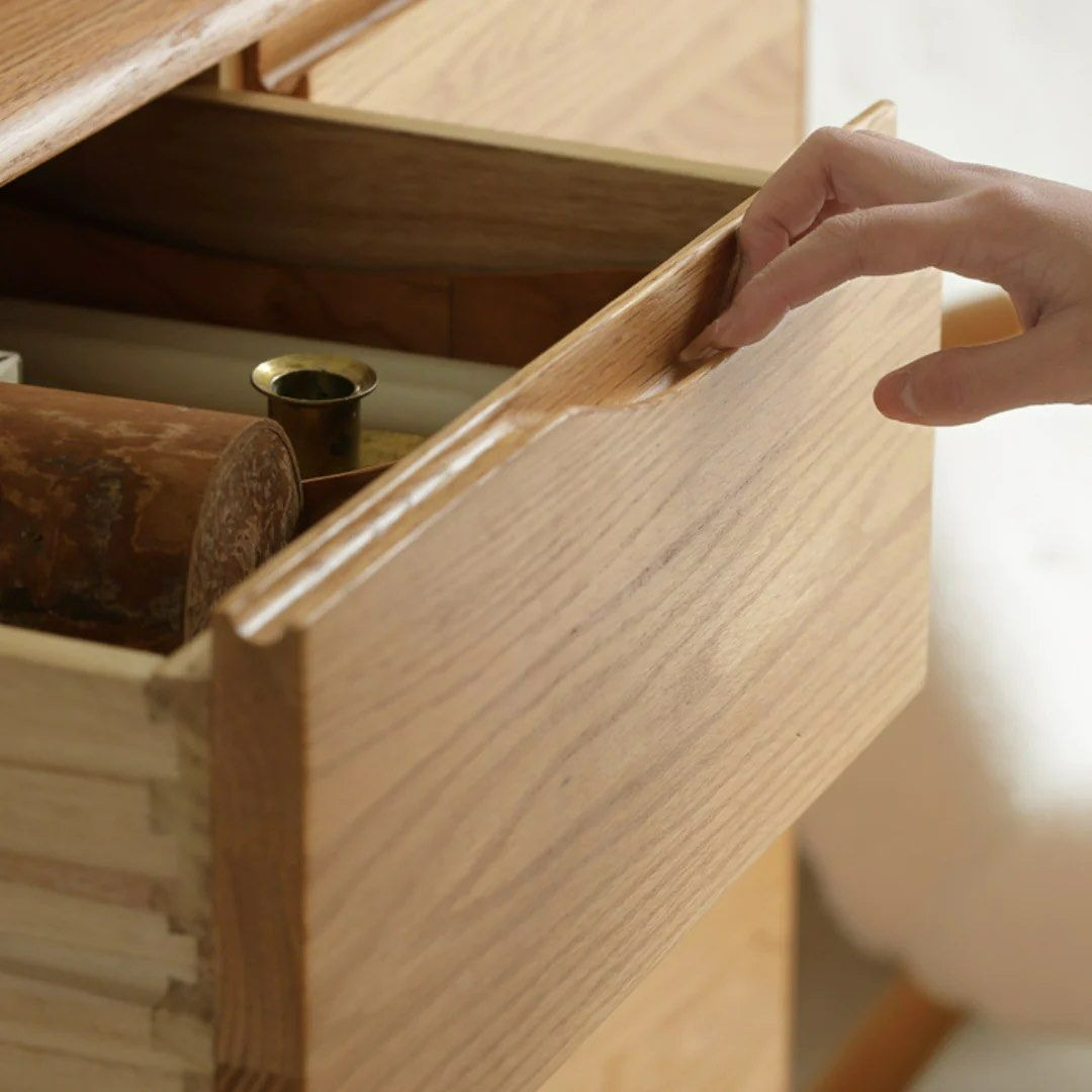 DIOMEDES 5 Drawer Chest