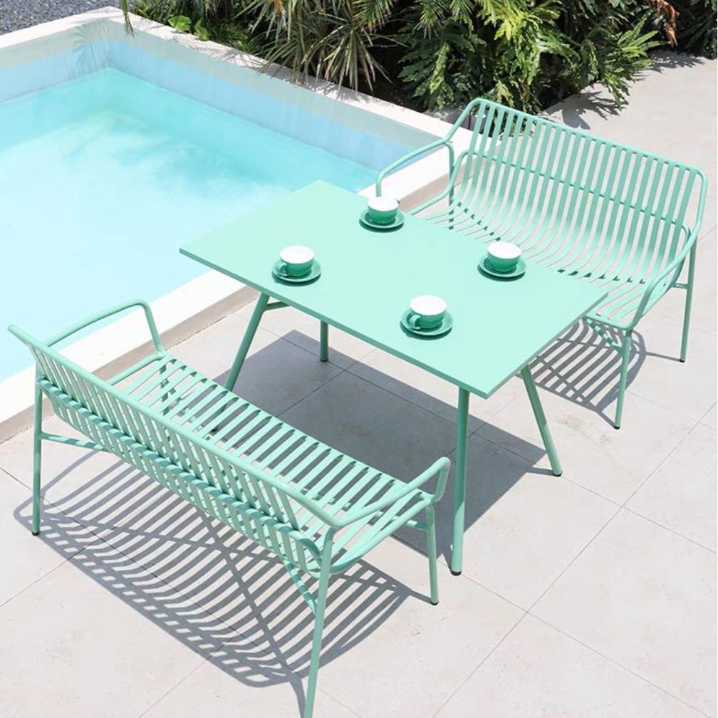 ARIEN Modern Outdoor Table & Chairs