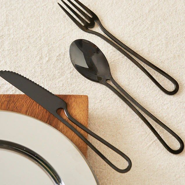 MAVE Flatware 4 People Set