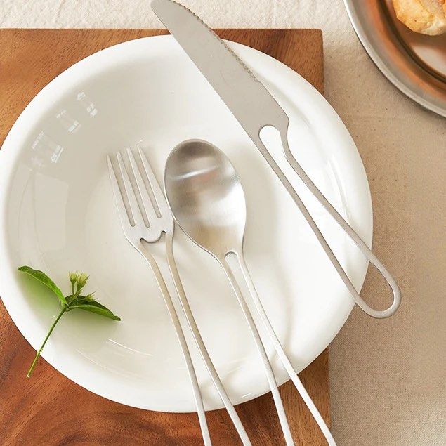 MAVE Flatware 4 People Set