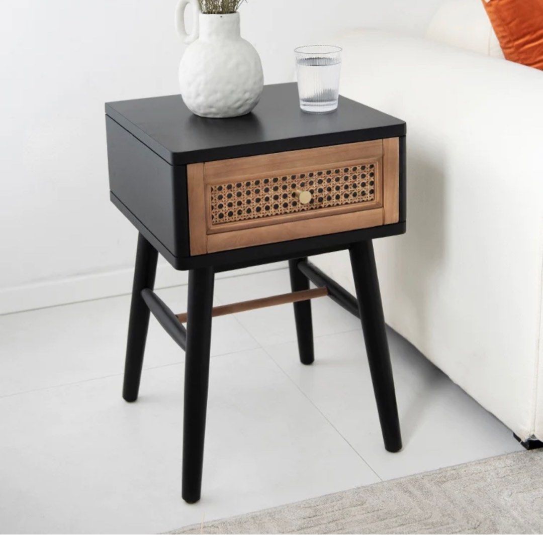 MAVIOE Designer Nightstand