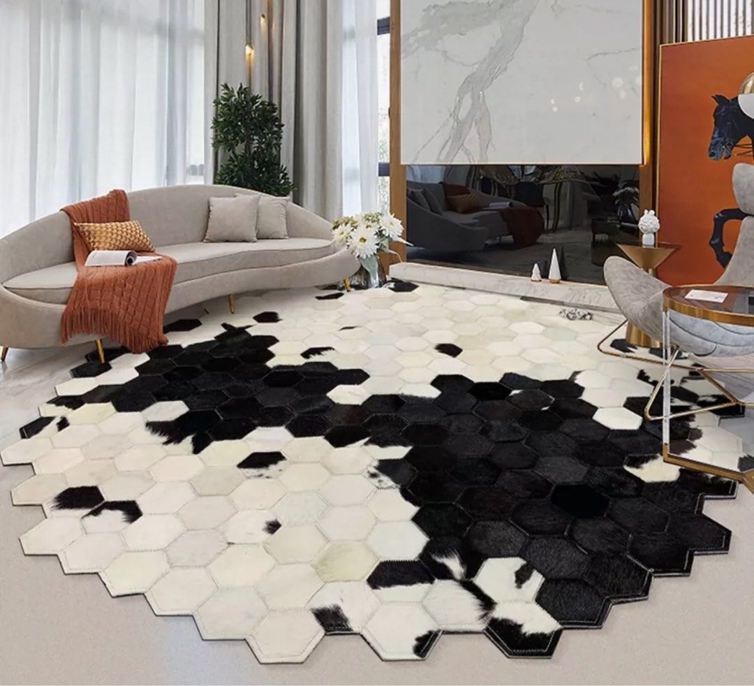 LOTHO Modern Cowhide Leather Rug