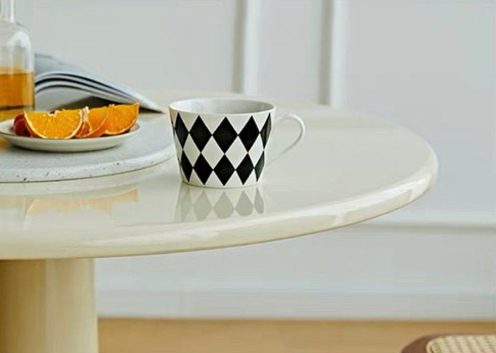 CRISPIN Round Dining Table