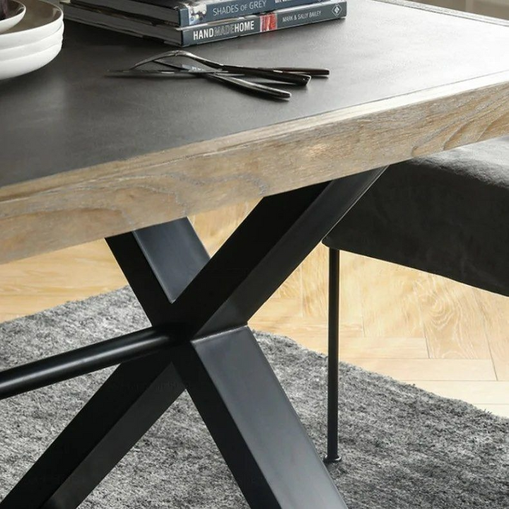 EVRON Pedestal Dining Table