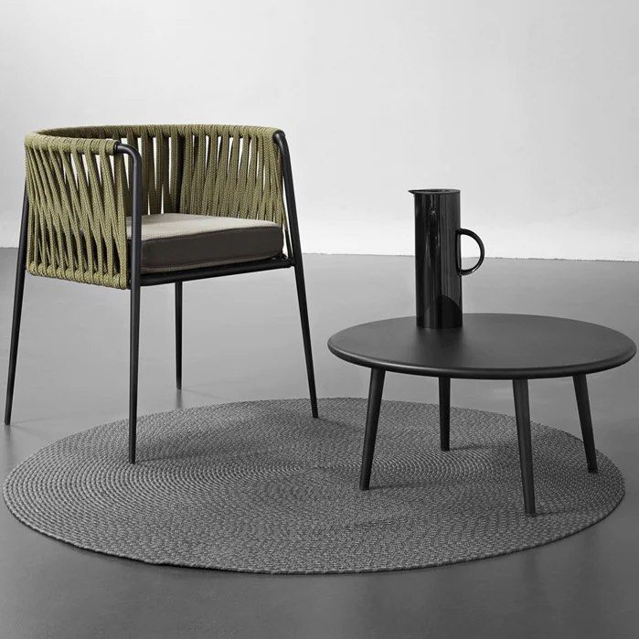 NEILZE Wicker Chair