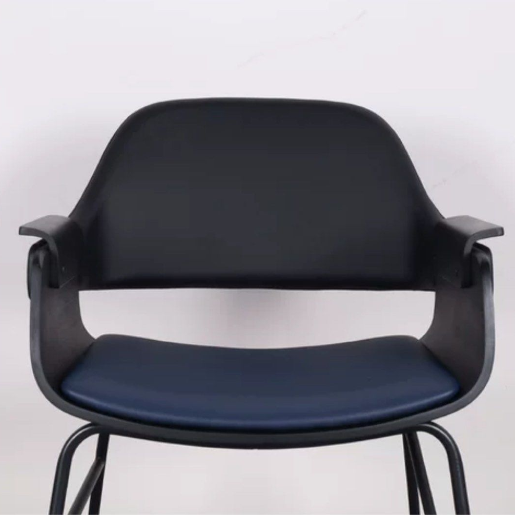 BETTE Modern Dining Armchair
