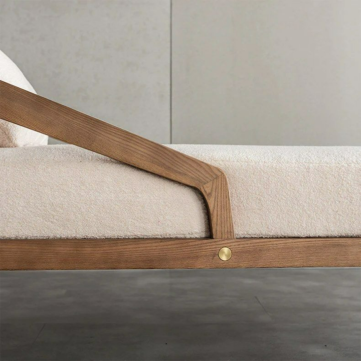 SABINE Plush Chaise