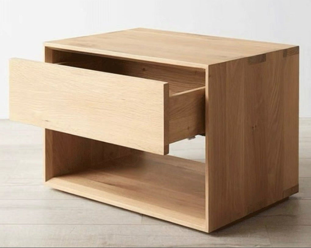 IDAHO Modern Solid Wood Bedside Table