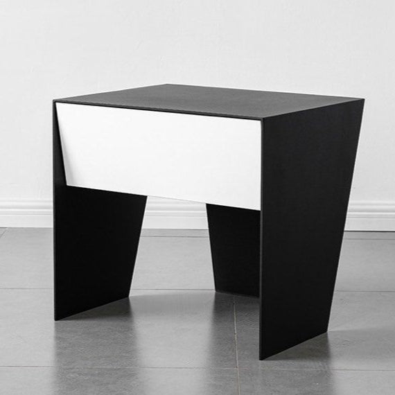 ODARI Modern Bedside Table