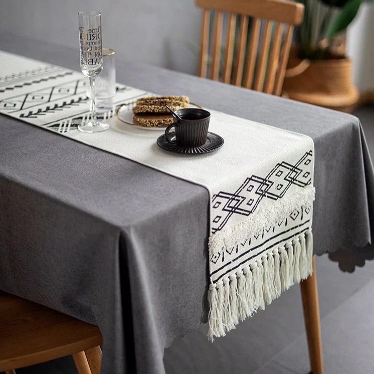 OHANA Table Runner