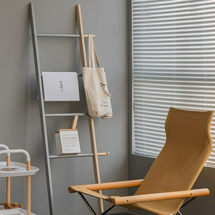 LAGOM Wood Towel Rack