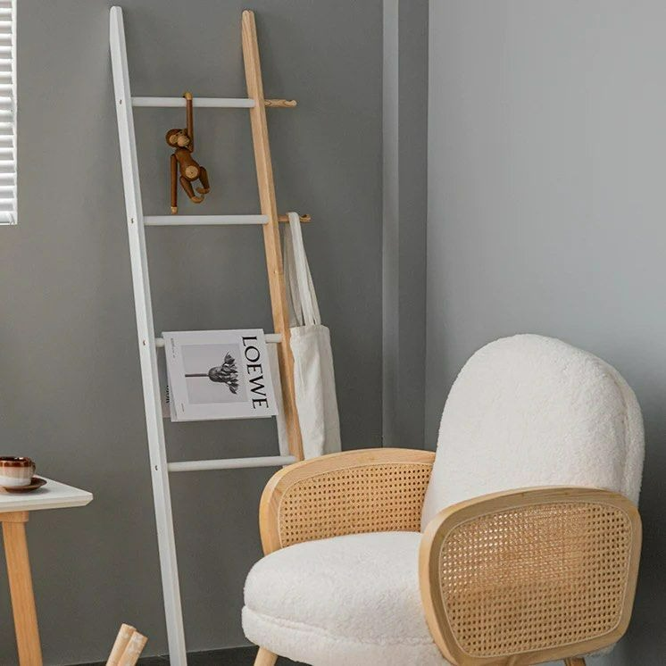 LAGOM Wood Towel Rack