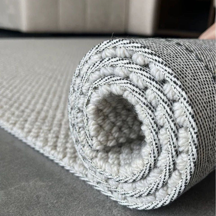 MICHAEL Minimalist Wool Rug