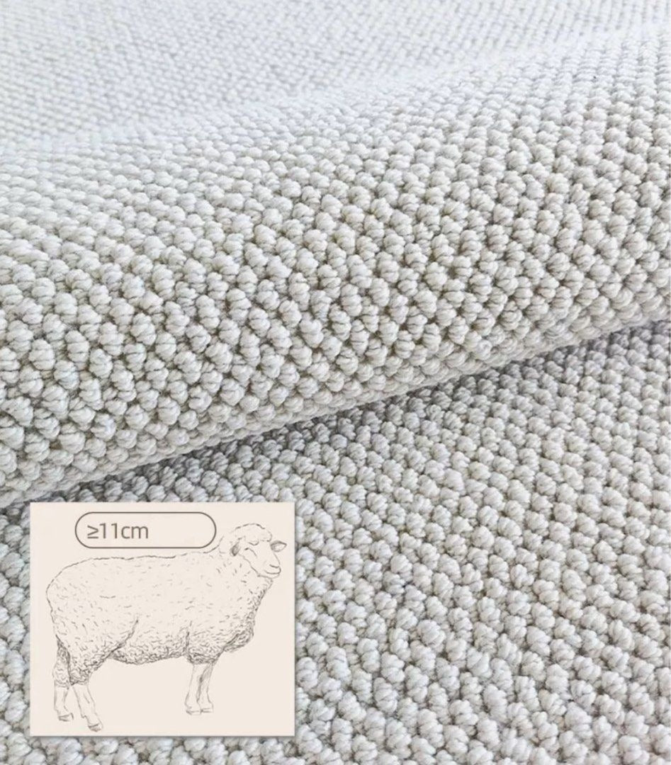 MICHAEL Minimalist Wool Rug