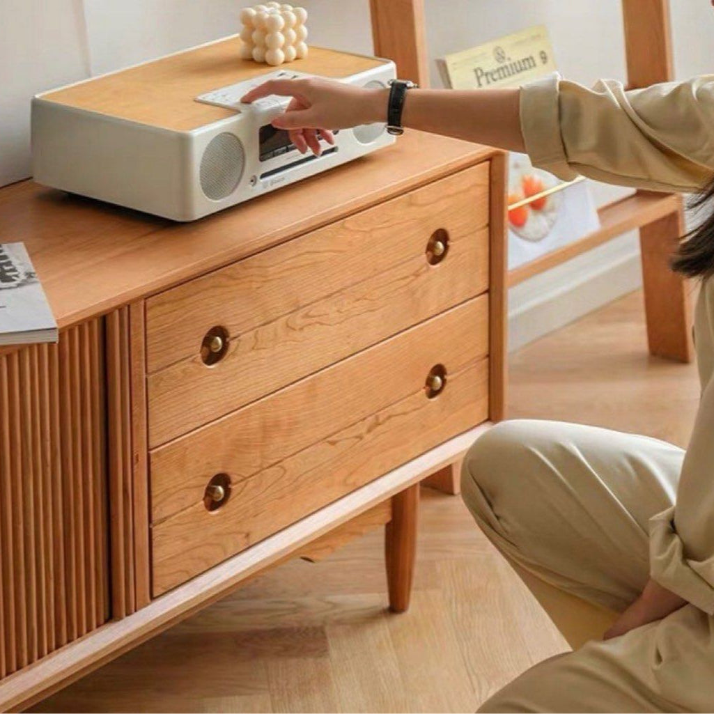 TORIS Modern Oak Wood TV Console