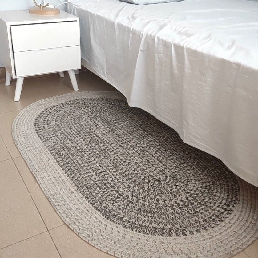 GUNRID Rug