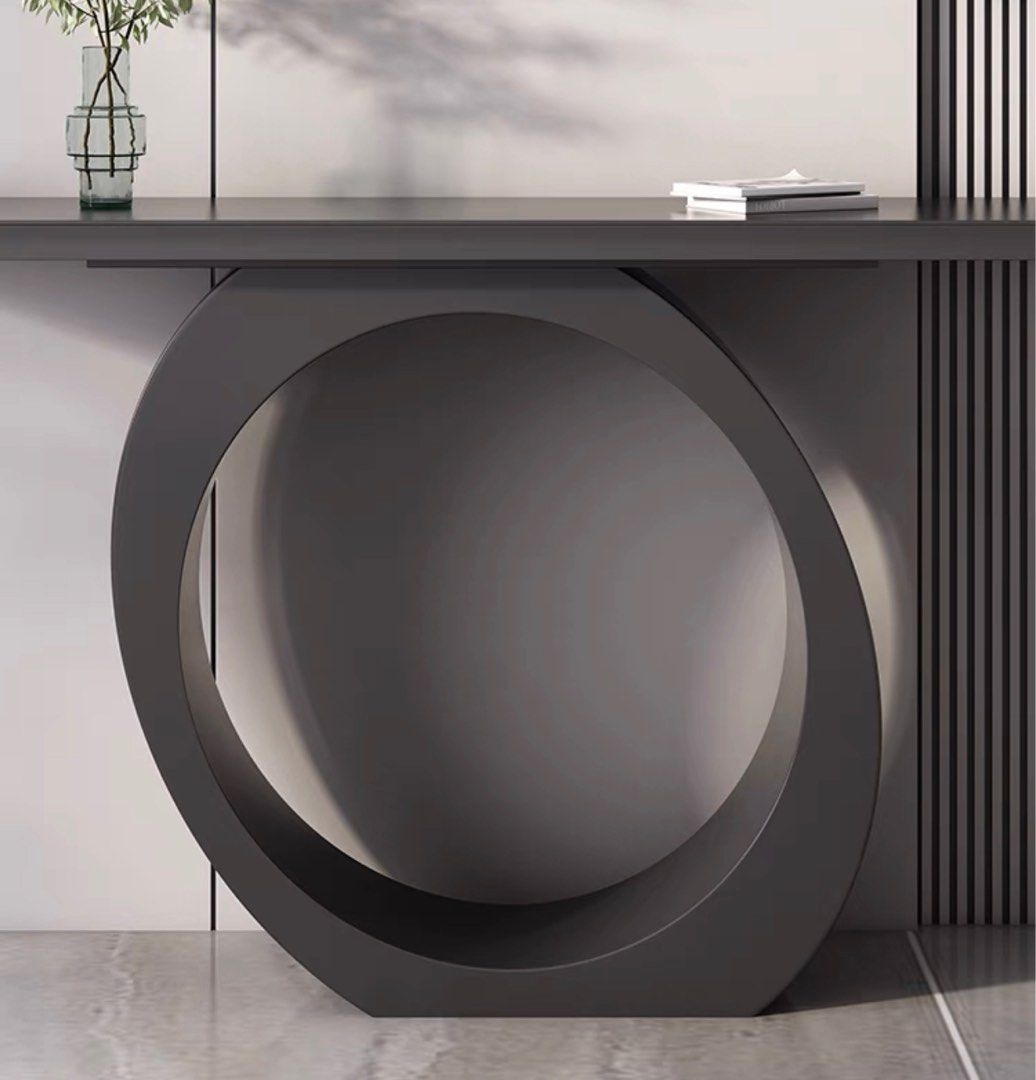 MAGNOLIA Console Table