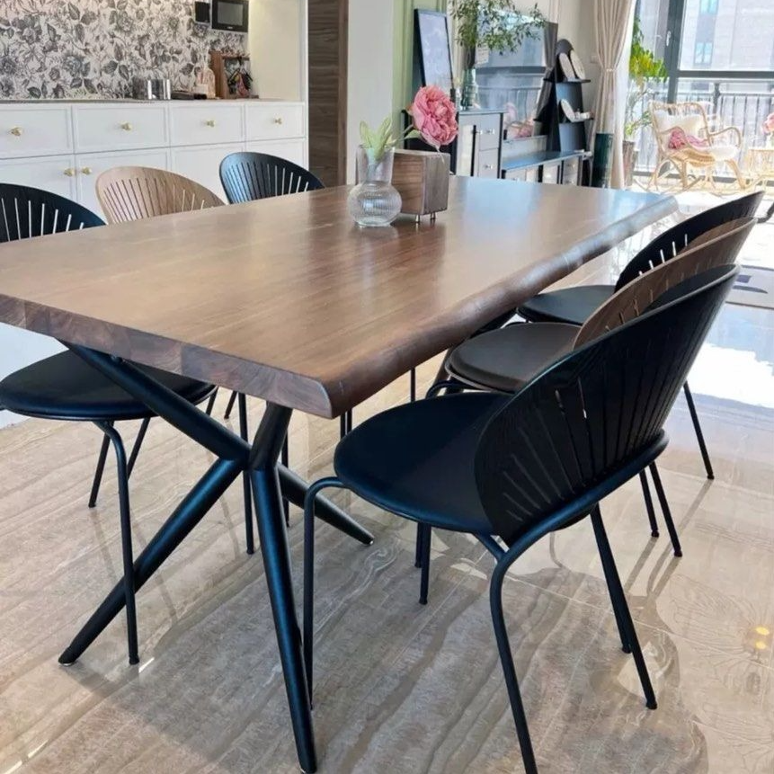 HEARNS Rustic Soljd Wood Dining Table