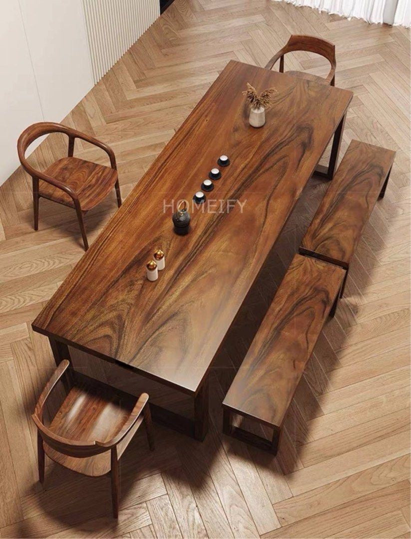 BADOU Rustic Walnut Wood Dining Table