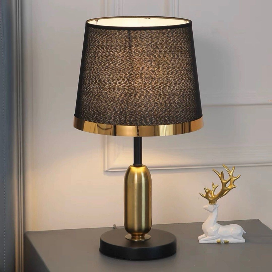 REID Modern Table Lamp