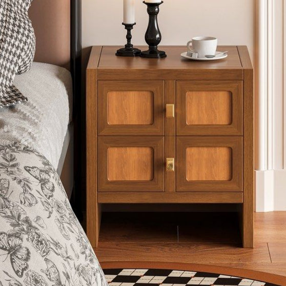 RUMBI Vintage Bedside Table