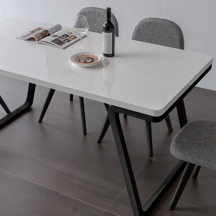 HOLDEN Dining Table