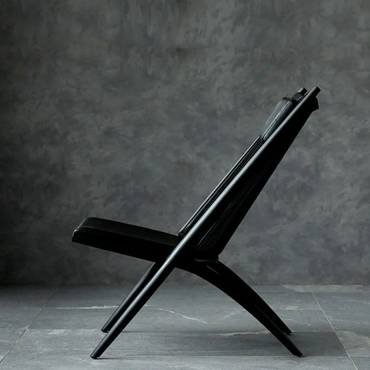NERYS Solid Wood Lounge Chair