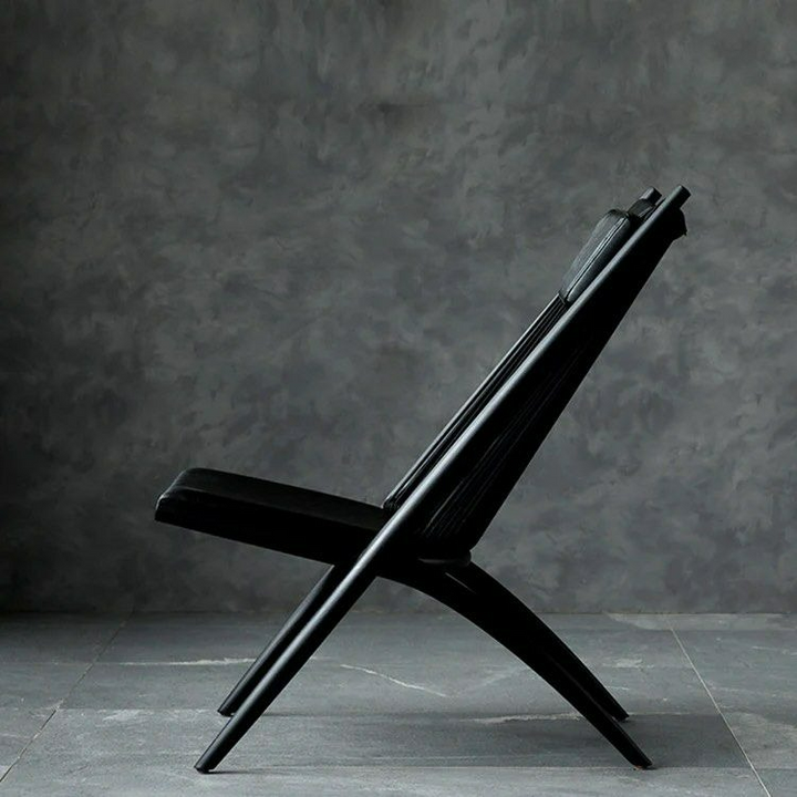 NERYS Solid Wood Lounge Chair