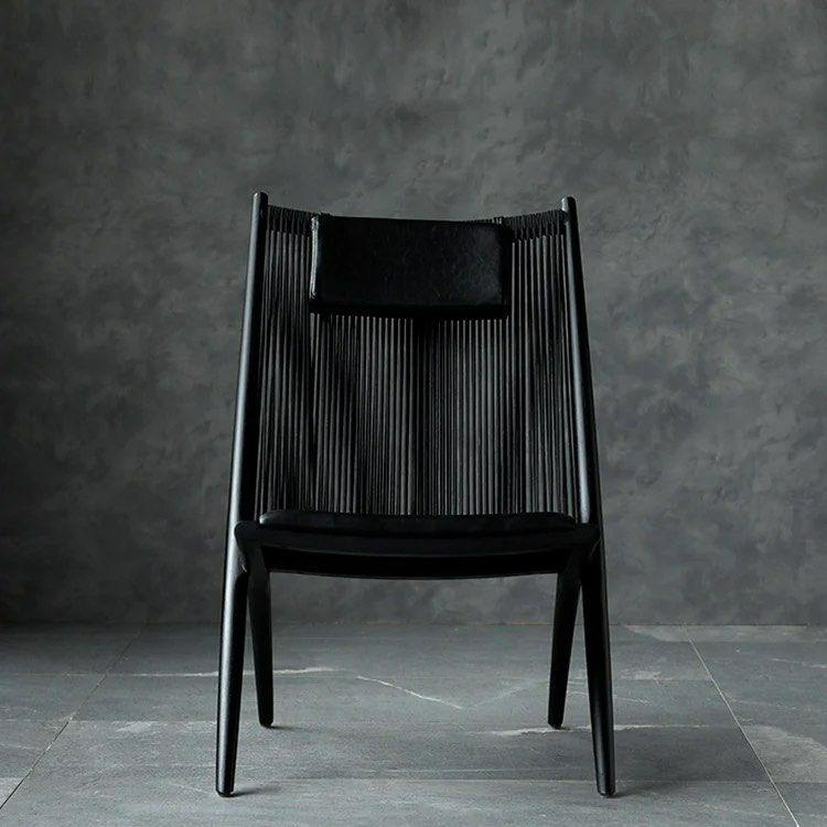 NERYS Solid Wood Lounge Chair