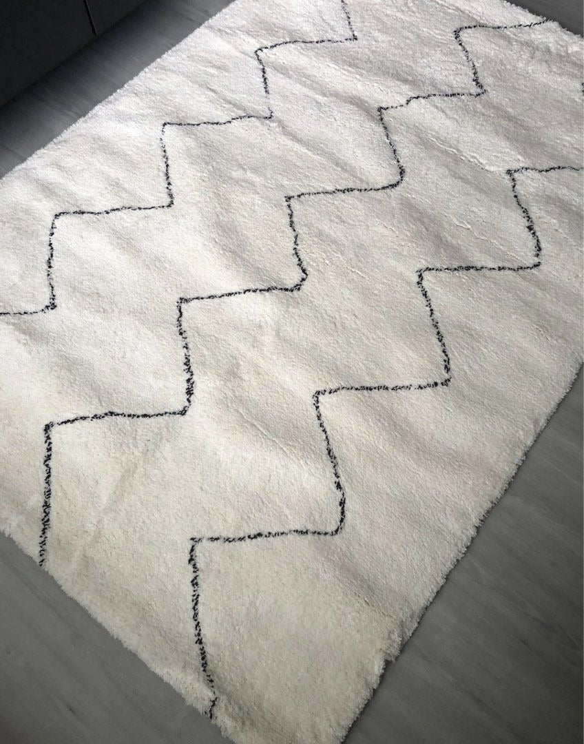 JESS Rug (size customisable)