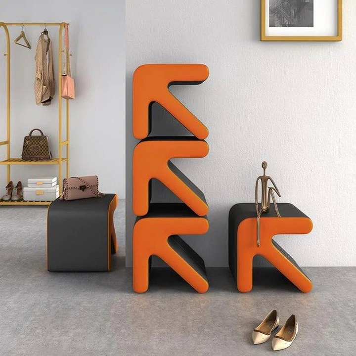 ENRICO Arrow Ottoman