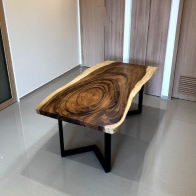 Modern Suar Wood Dining Table Customisation