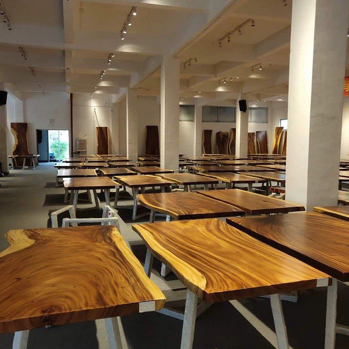 Modern Suar Wood Dining Table Customisation