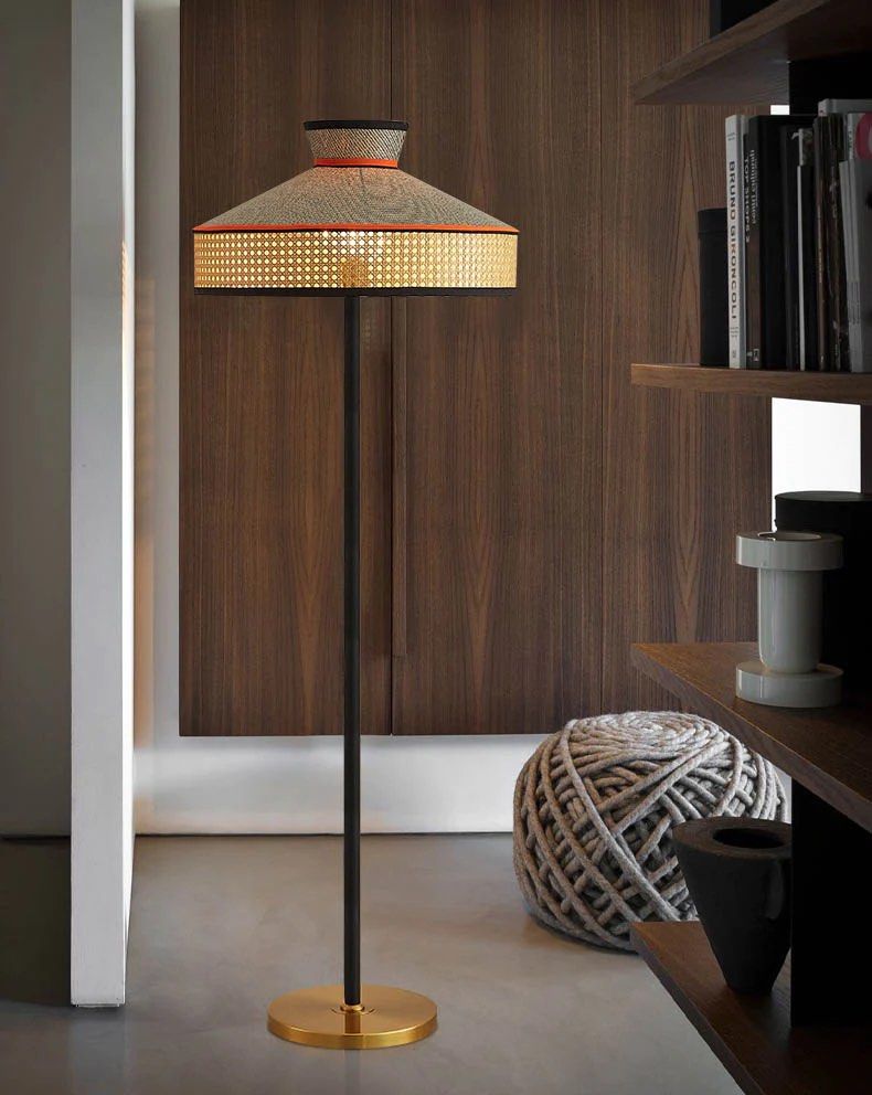 TAMSE Table Lamp
