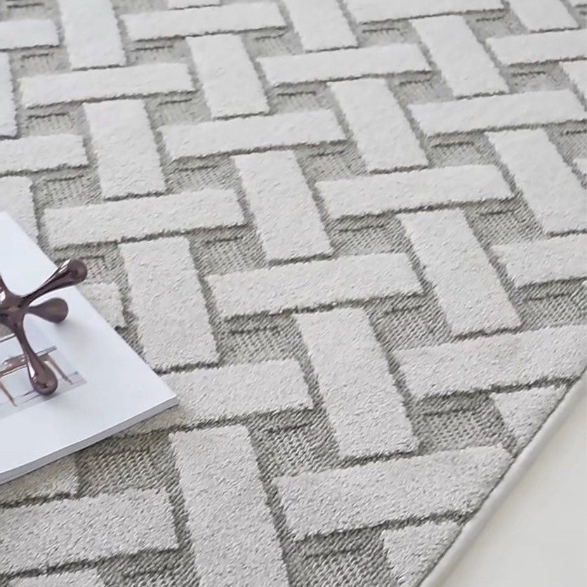 LUTHIEN Modern Wool Rug