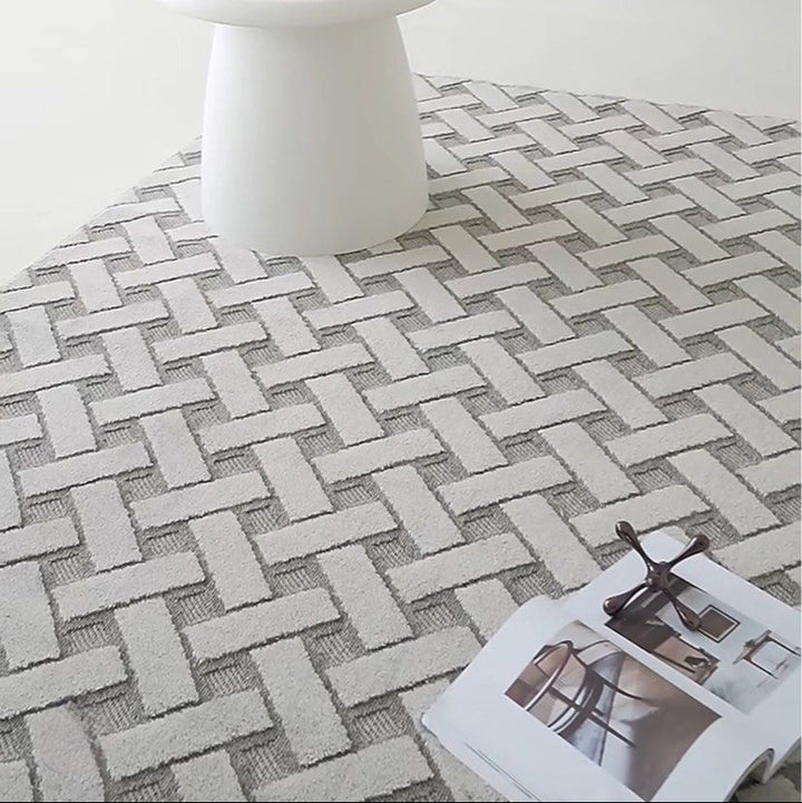 LUTHIEN Modern Wool Rug