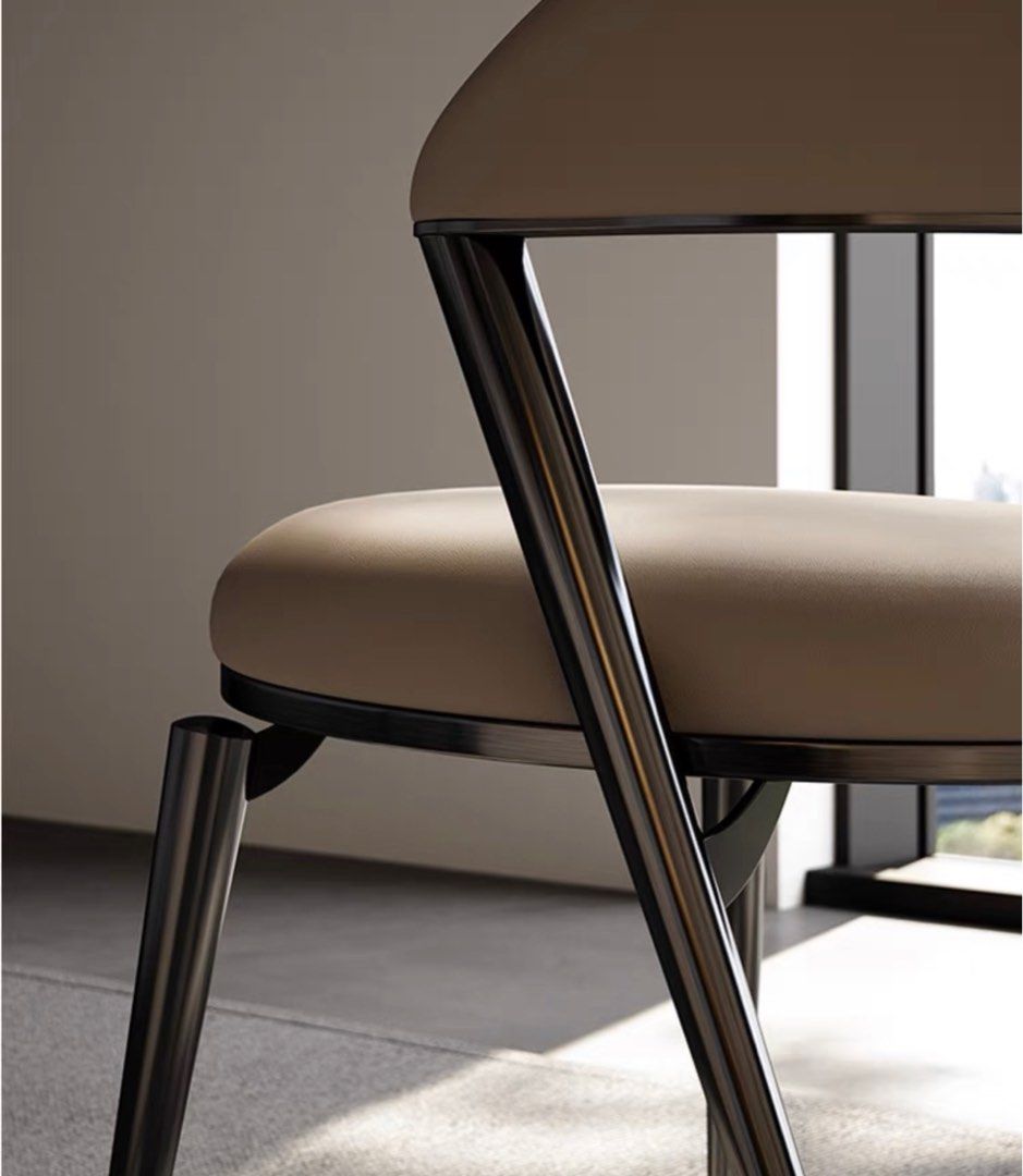 DJARIN Leather Luxury Dining Chair