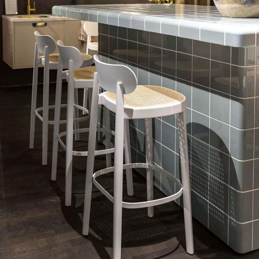 VERO Modern Bar Stool