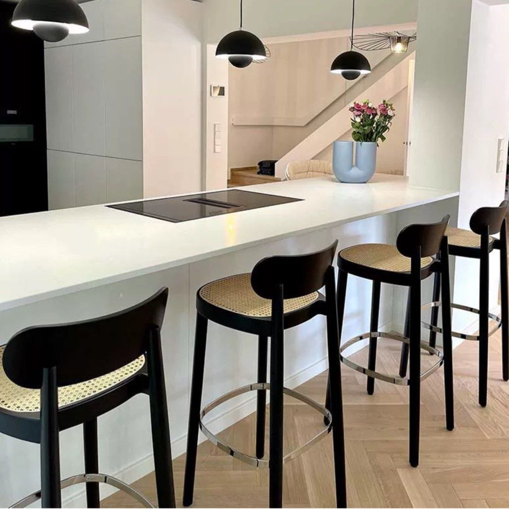 VERO Modern Bar Stool