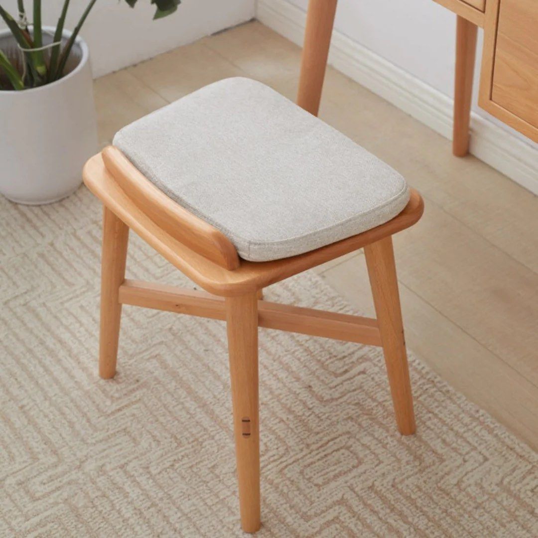CHLOE makeup Stool