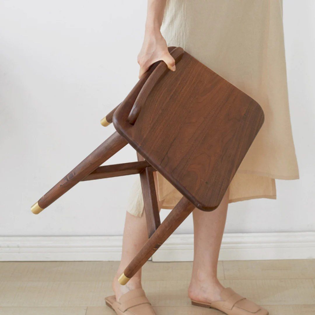 CHLOE makeup Stool