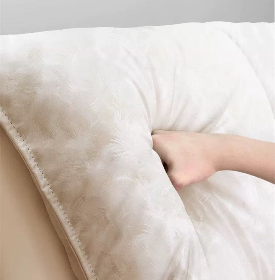 VAIRA Modern Floating Leather Bed