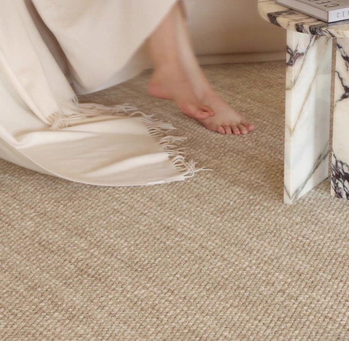 ZACHARIAS Modern Khaki Wool Round Rug