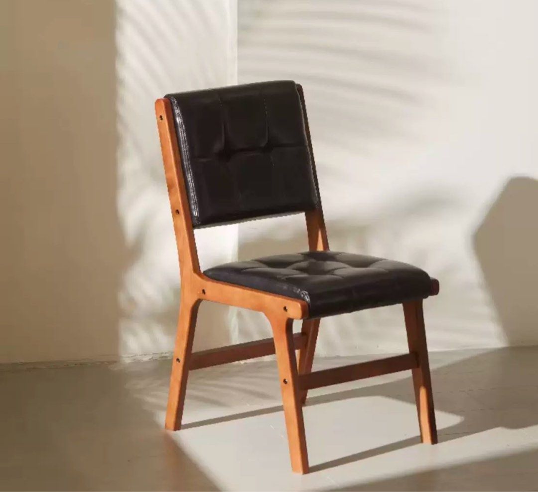 GASTIL Rustic Leather Dining Chair