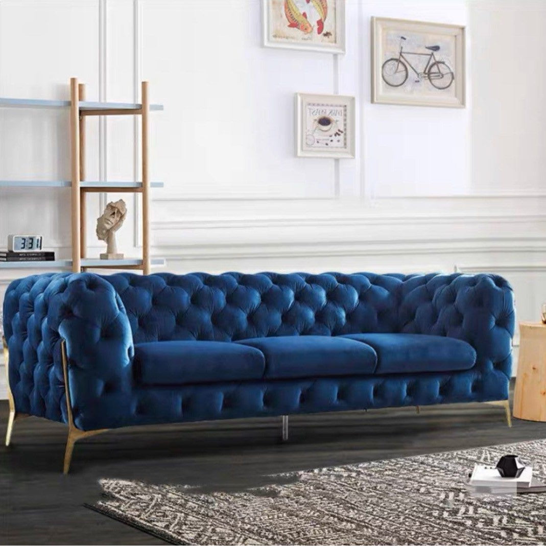 ALVERIS Luxurious Chesterfield Sofa