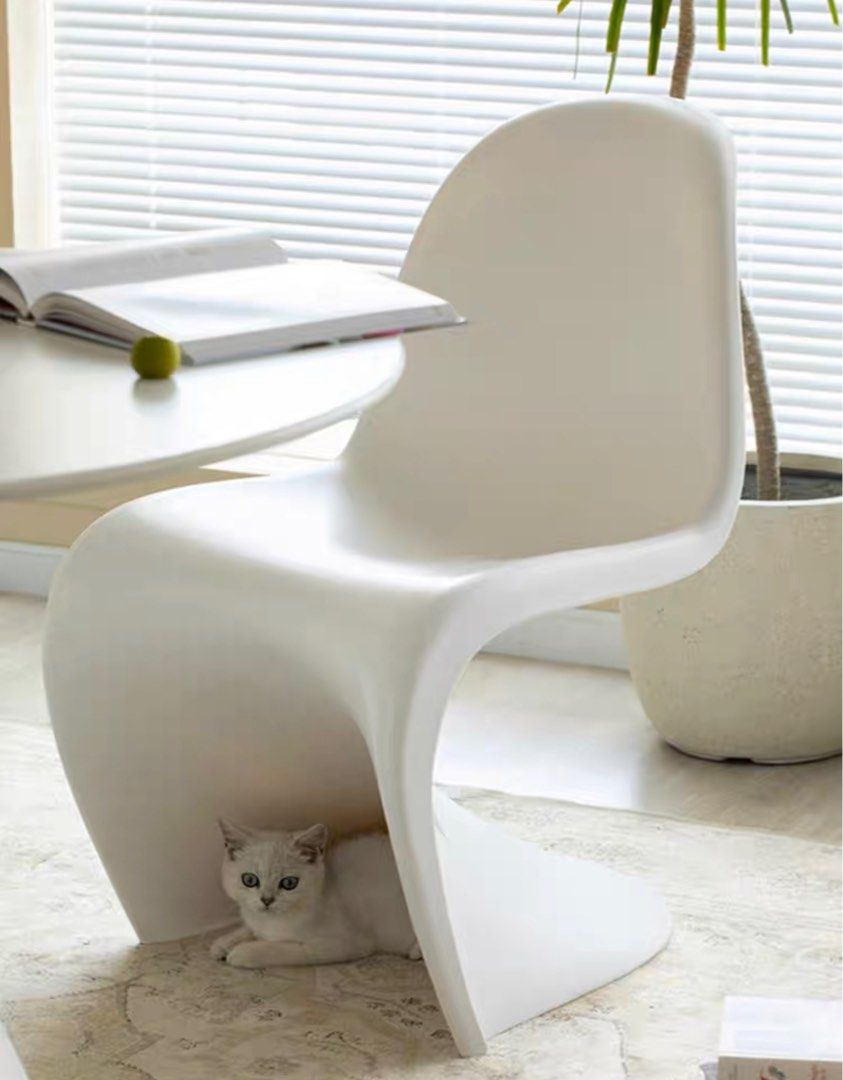 REED Modern Dining Chair