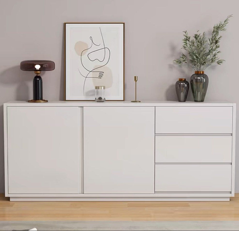 ALEJANDRO Minimalist Sideboard